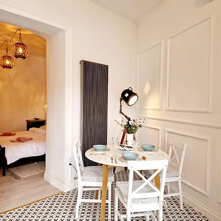 Rynek Mickiewicza Apartment